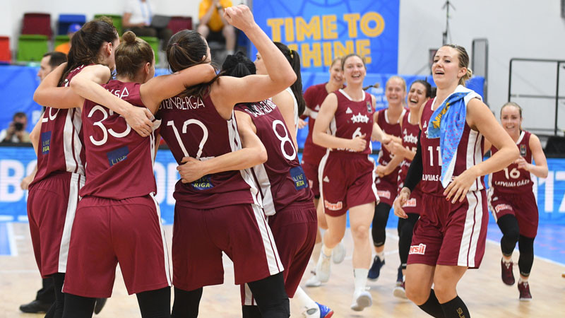 Latvija izslēdz Eiropas čempioni un sasniedz ceturtdaļfinālu