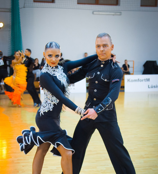 Latvijas pāris uzlabo rezultātu pasaules čempionātā Latīņamerikas dejās