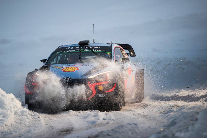 Noivils izcīna uzvaru Zviedrijas WRC rallijā