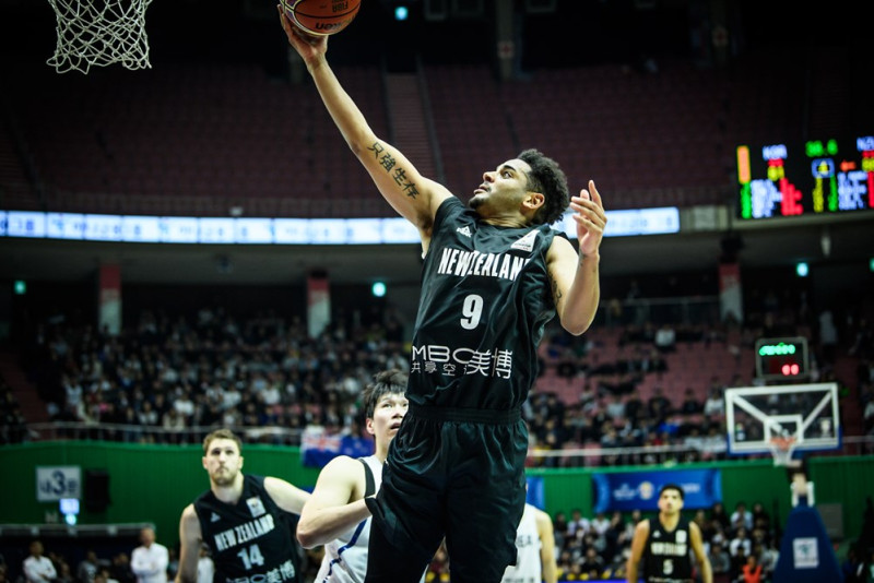 Jaunzēlandes basketbolisti uzvarai Ķīnā pievieno arī panākumu Dienvidkorejā