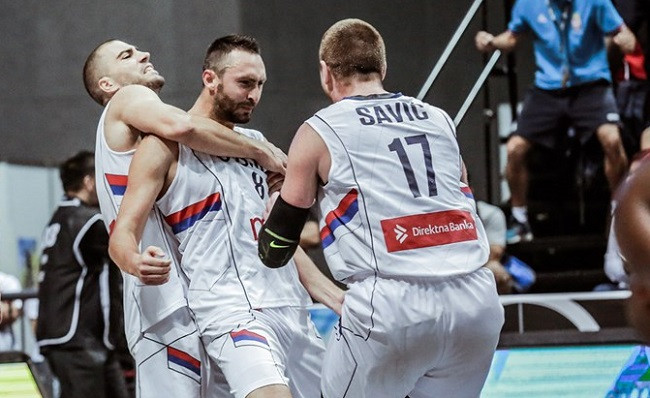 Pasaules kausu 3x3 basketbolā izcīna Serbija un Itālija