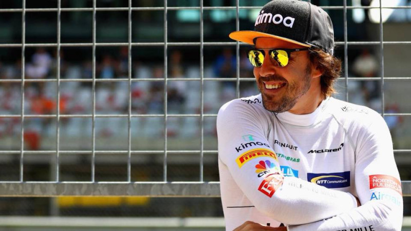 Uz Rikjardo vietu "Red Bull" komandā kandidē Alonso