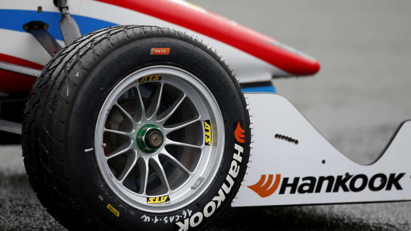 Par F1 riepu piegādātāju varētu kļūt "Hankook"