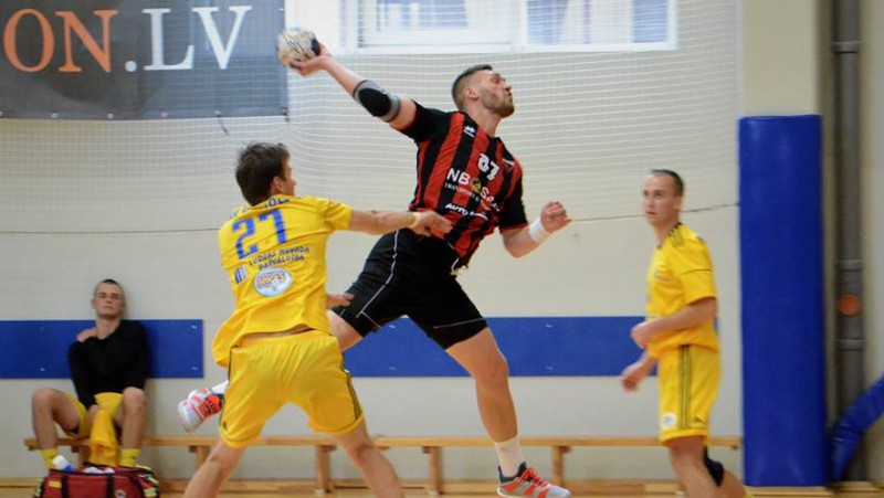 "Celtnieks" izcīna vēl vienu uzvaru Rīgas čempionātā