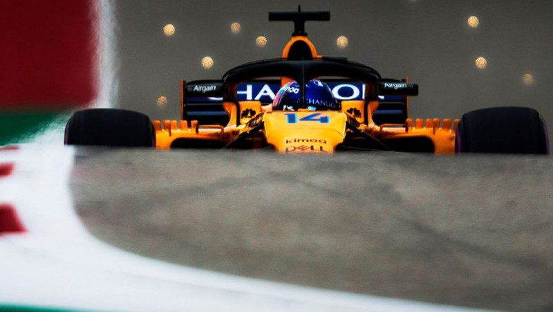 "McLaren" jauno F1 mašīnu gatavo pēc "Red Bull" parauga