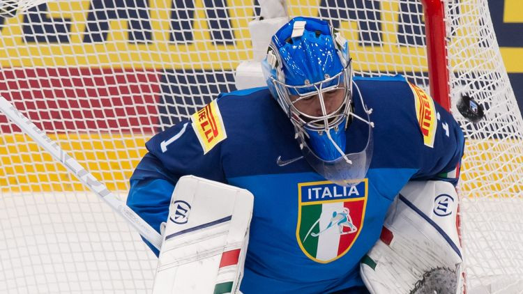 Itālijas varonīgais vārtsargs: "Latvieši spēlē KHL, bet mūsējie – Alpu Hokeja līgā"