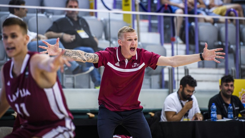 Latvijas U20 izlase ielaiž 114 punktus sagrāvē pret Lietuvu