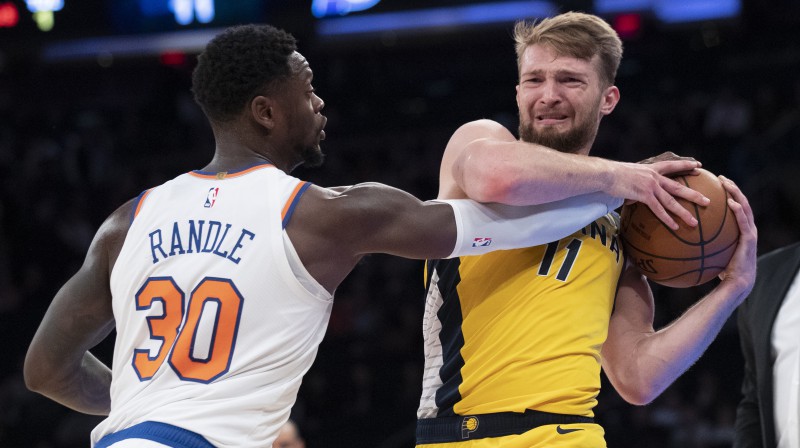 Ņujorkas "Knicks" labprāt aizmainītu savu dārgāko spēlētāju Rendlu