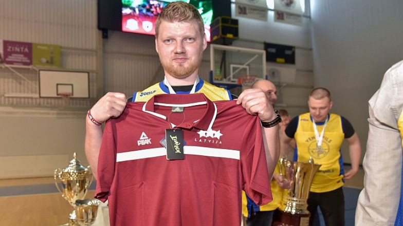 Pirmajā FIBA e-basketbola turnīrā Latvijai 16 konkurenti