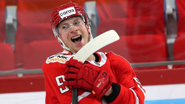 Pārsteidzošais Makejevs atzīts par KHL labāko uzbrucēju septembrī