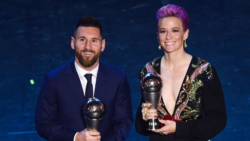 FIFA gada spēlētāja balvai nominē 11 futbolistus, visvairāk pārstāvju Liverpūlei