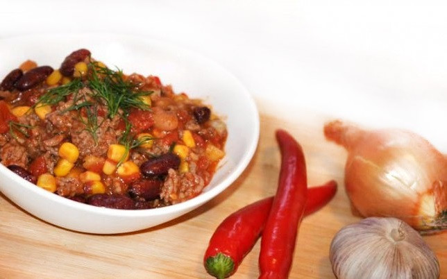 Chili con carne –  pikantais pupiņu un gaļas sautējums