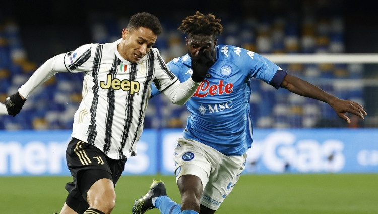 "Juventus" cieš neveiksmi Neapolē, zaudējums arī līderei "Milan"