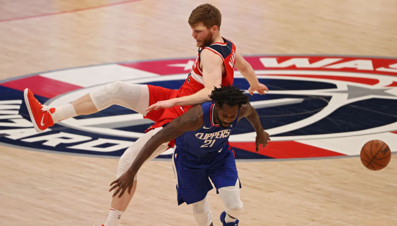 Bertānam 11 punkti "Wizards" panākumā pret "Clippers"