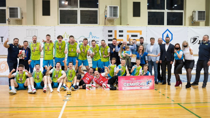 ''Jēkabpils Lūši'' uzvar trijos setos un trešo reizi kļūst par Latvijas čempioniem
