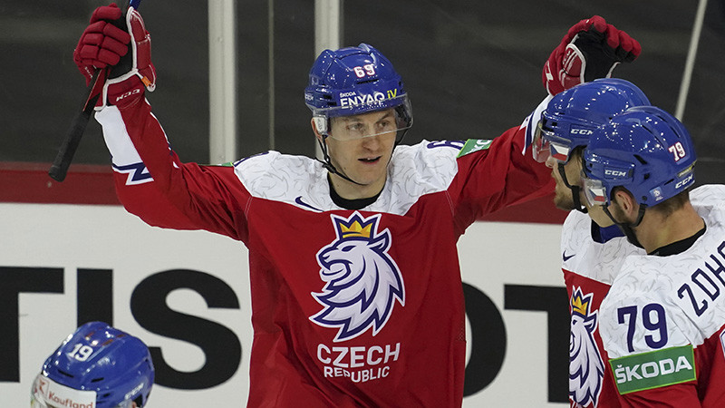 "Dinamo" pievienojas NHL pieredzi guvušais čehu uzbrucējs Radils
