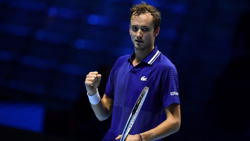 Medvedevs sakauj Rūdu, arī šogad sasniedz "ATP Finals" pēdējo maču