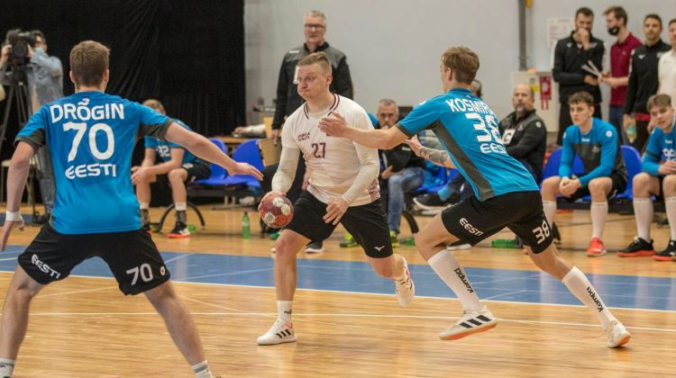 Latvijas klubu izlase pret Eiropas čempionāta dalībnieci Lietuvu ielaiž 45 vārtus