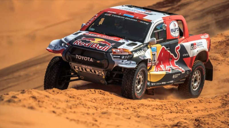 Dakaras rallijā uzvar El-Atija, smago auto klasē triumfē "Kamaz"