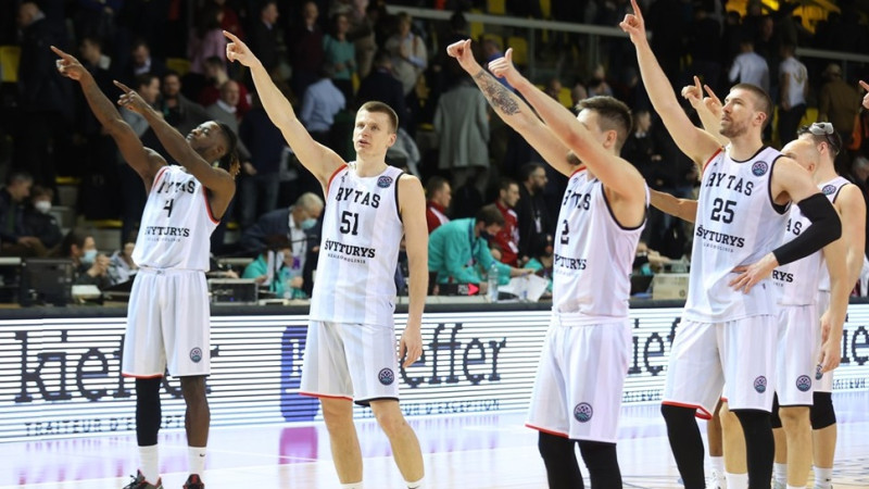 FIBA ČL: ''Rytas'' viesos uzveic Strasbūru, rumāņiem pirmais zaudējums Top 16