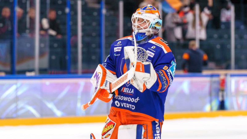 Kalniņš atkal rezervē, "Tappara" vienas uzvaras attālumā no Somijas līgas titula