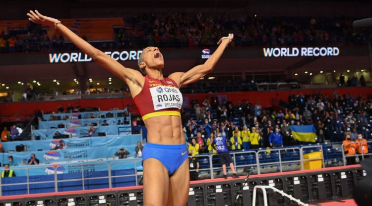 Rohasa uzlabo savu pasaules rekordu trīssoļlēkšanā telpās