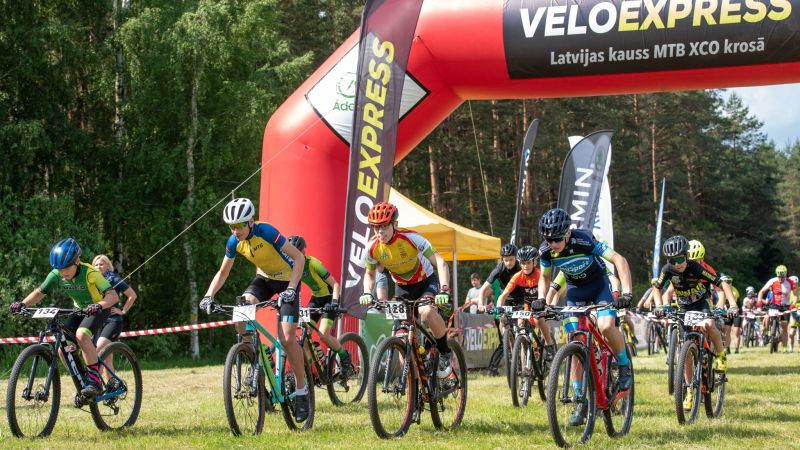 Muižnieks uzvar Latvijas kausa MTB XCO Carnikavas posmā