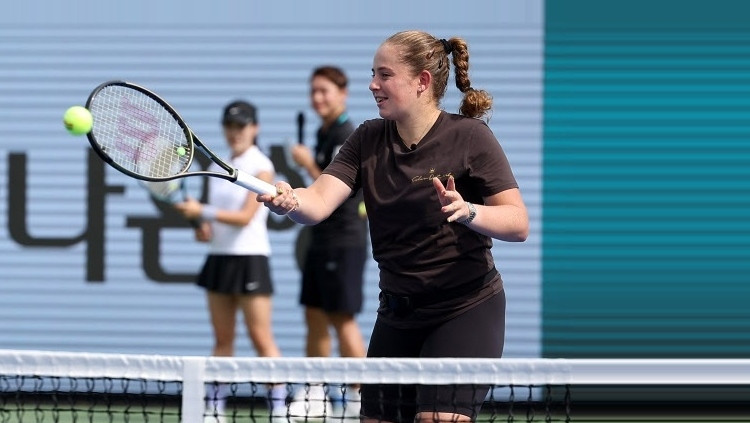 Seulas "WTA 250" ceturtdaļfinālā Ostapenko eksaminēs Andoras tenisa līderi