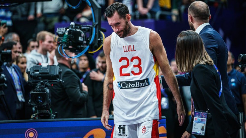 Spānijas izlases kapteinis mirkst asarās pēc kļūšanas par Eiropas čempionu