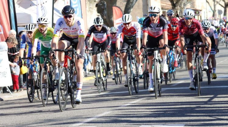 Ansons uzvar velobraucienā "Boucles du Haut-Var"