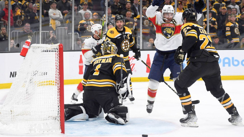 Panteras rekordistei "Bruins" izraksta atvaļinājumu, Sietla apspēlē čempioni