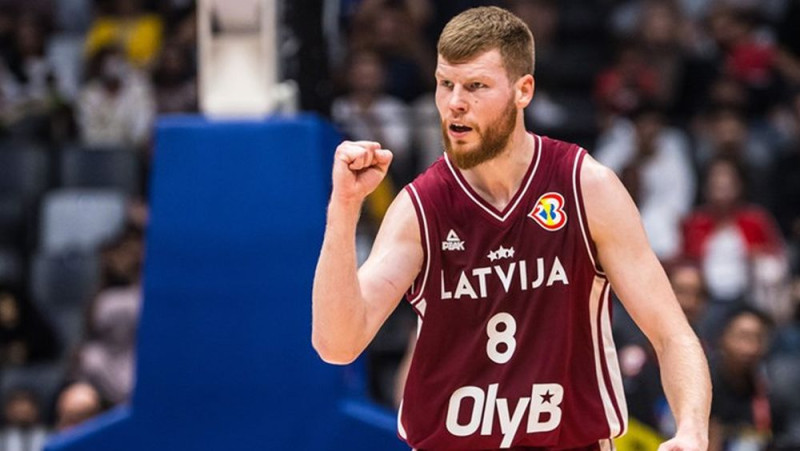 Dāvis: "Kamēr spēlēšu Latvijas izlasē, mums nebūs naturalizētu basketbolistu"