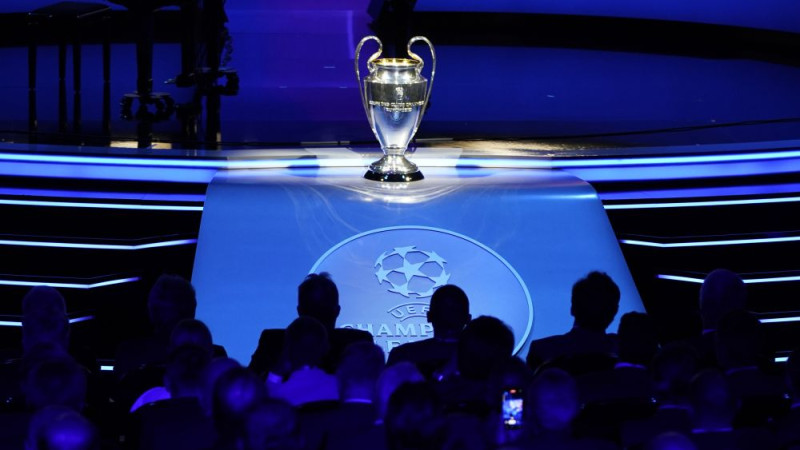 Jaunajā UEFA triju Eiropas klubu turnīru rīkošanas formātā komandas izsēs četros grozos