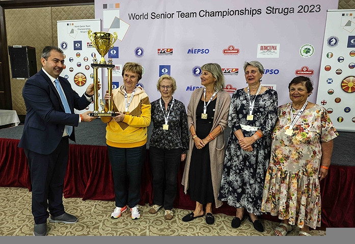 Latvijas dāmas atkal uzvar pasaules komandu čempionātā šahā seniorēm