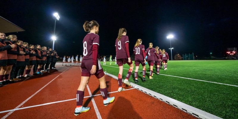 Latvijas meiteņu U17 izlase EČ kvalifikācijas B līgas spēlē zaudē Izraēlai