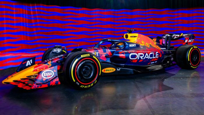 "Red Bull" uz F1 posmu Lielbritānijā dodas ar fanu veidota krāsojuma formulām