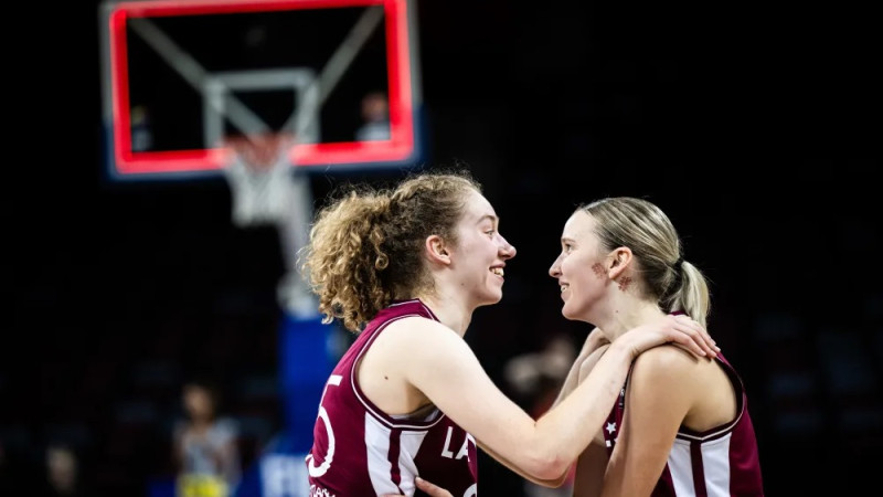 Nekaunīgās māsas Villas aizšķērso Latvijai ceļu uz Eiropas U20 pusfinālu