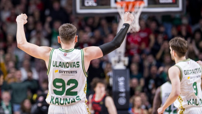 "Žalgiris" uzvar Lietuvas lielklubu derbijā un nostiprinās kopvērtējuma smailē