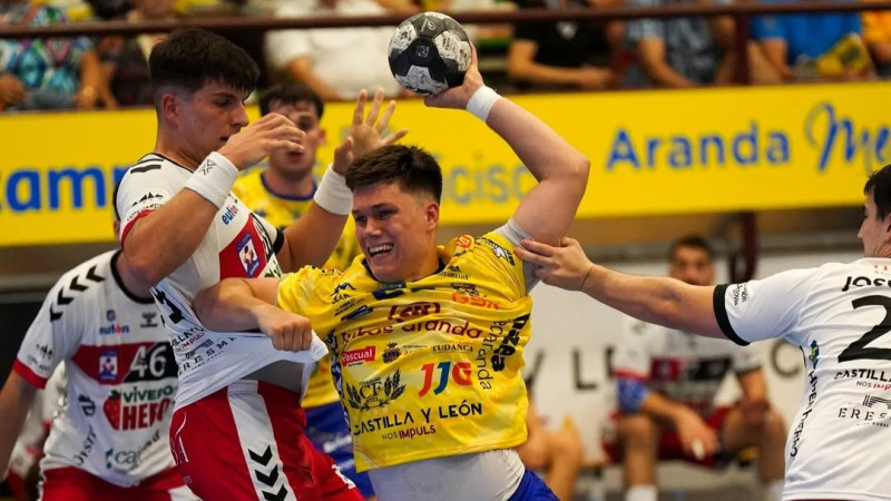 Rogonovam pieci precīzi metieni Spānijas ASOBAL