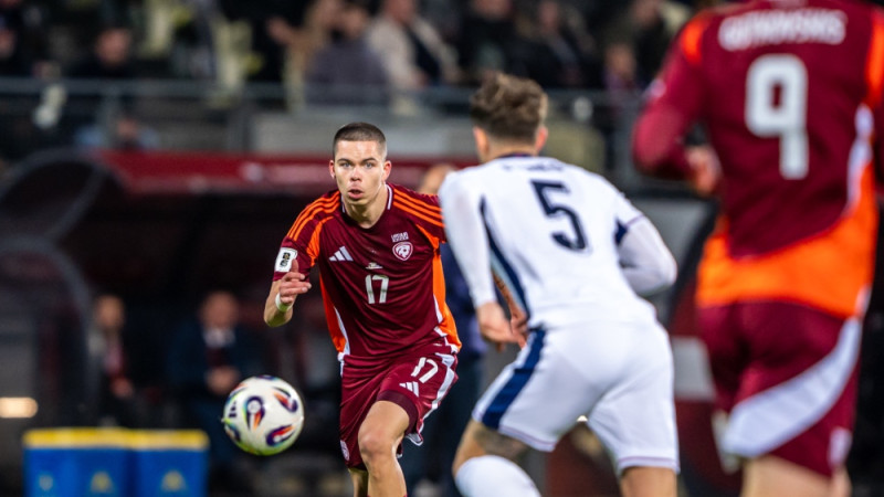 Liela spēle, liela apmeklētība, liels rezultāts: Latvija pret Angliju iztur 25 minūtes