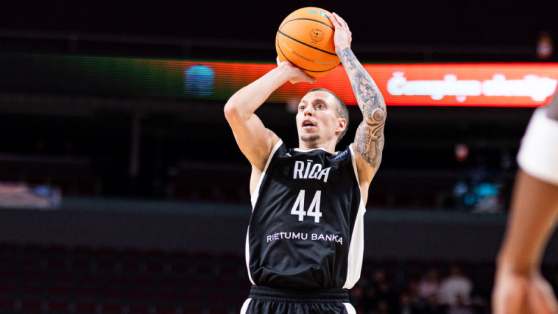 Tikai mēnesis kopā: VEF šķiras no saspēles vadītāja Leimaņa