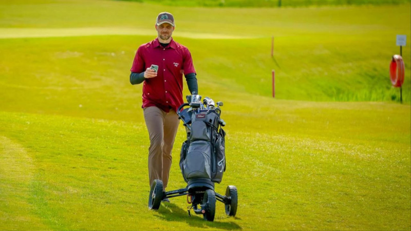 Golfa federācijas vadītājs Trēgers skaidro lēmumu vērsties tiesā pret IZM