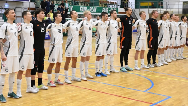 Telpu futbola izlasei pēdējās pārbaudes spēles Čehijā pirms EČ finālturnīra