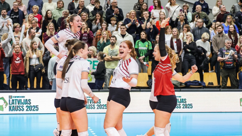 RSU volejbolistes vēlreiz triumfē Latvijas kausā