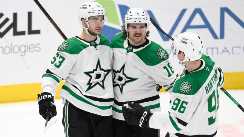 "Stars" pieliek punktu sešu zaudējumu sērijai