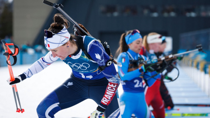 Birkentālam un Volfai nākas izslēpot apli, jauktajā stafetē triumfē Francija