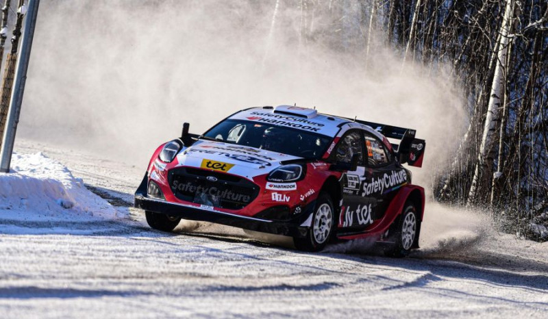 Sesks Zviedrijas WRC iesāk ar 9.vietu