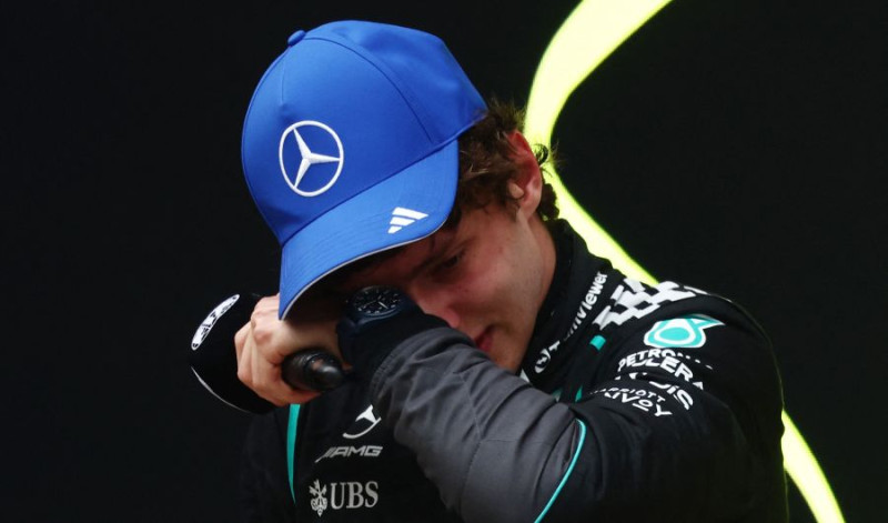 Antonelli pēc pirmās F-1 uzvaras izplūst asarās: ''Man trūkst vārdu''