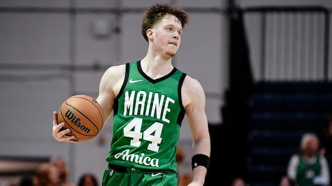 Ar 57. numuru draftēts ukraiņu pirmgadnieks tiek pie pilnvērtīga līguma ar NBA titulētāko klubu