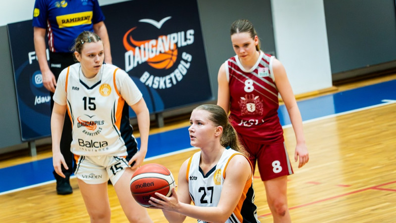 Simona Feldmane kļūst par X-faktoru, Daugavpils ceturtdaļfinālā panāk 1-1